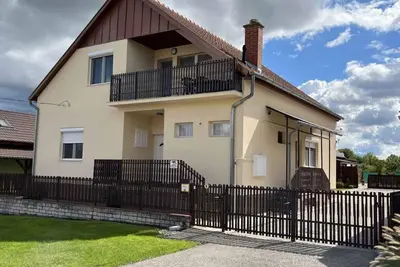 Image de Appartement de vacances avec beau jardin et belvédère