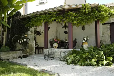 Image de Des vacances privilégiées hors du temps, Soyez les Châtelains du Manoir.