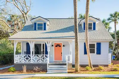 Image de Tout nouveau Folly Vacation Listing Beautiful Beach Cottage