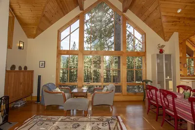 Image de Snow Globe: 3 Br / 3 Ba maison / cabine à Tahoe City, pour 8 personnes