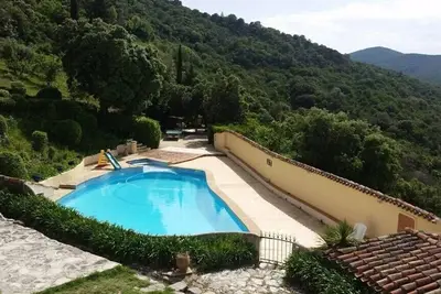 Image de Bastide Provençale pour 9 personnes avec piscine à Hyères