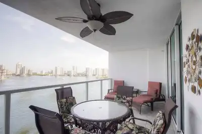 Image de Le Marina Bay Ph5 - Appartement 4 personnes, Sunny Isles