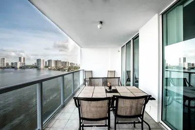 Image de Le Marina Bay 1105 - Appartement 4 personnes, Sunny Isles