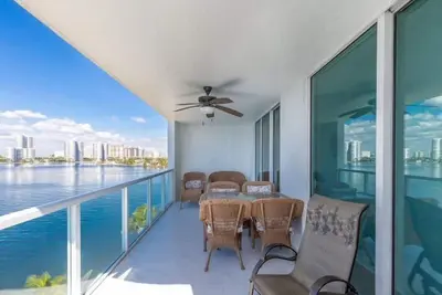 Image de Le Marina Bay 701 - Appartement 4 personnes, Sunny Isles