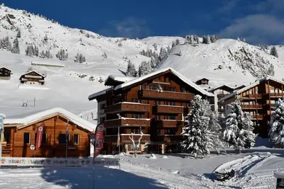 Bel appartement pour 4 personnes avec Wifi, Tv et balcon