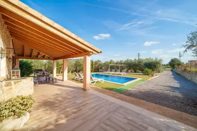 Image de Maison de vacances privée avec piscine privée, climatisation, Wifi, Tv, patio, vue panoramique