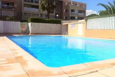 Image de Piscine, plages à proximité, internet et parking privé