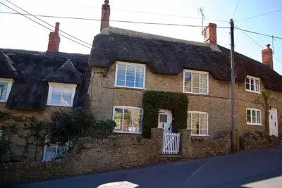 Image de Bramble Cottage, Burton Bradstock
