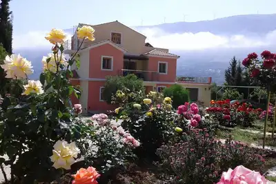 Image de Superbe villa de 3 ch / r 110 m² près de la mer [Mhte0458k0469201]