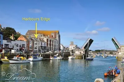 Image de Harbour Edge, familial et convivial à Brewers Quay Harbour, Réf 994172