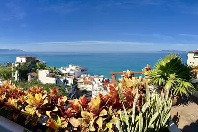 Image de Puerto Vallarta Hillside Penthouse