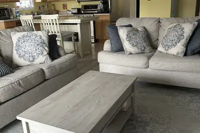 Image de Condo au premier étage, idéal pour les familles, à distance de marche de la plage et de la promenade