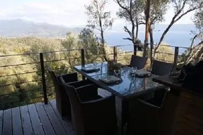 Eco-Cabane  vue exceptionnelle en pleine nature