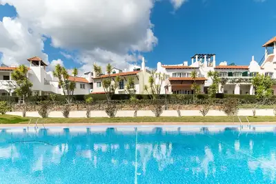 Image de Molly Pink Duplex Apartment, Piscine, Wifi, Ac