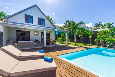 Image de Villa Élysée - villa de rêve vue mer et piscine à Saint-Gilles-Les-Bains