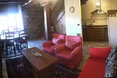Image de Amaizing Traditional Apartment avec une superbe vue sur la montagne.