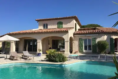 Image de Villa Familiale ****  CLIMATISÉE Piscine Proche Plage, St Aygulf Golfe St Tropez