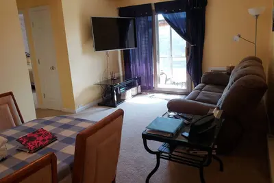 Spacieux 2 Bdr / 2ba Weirs Beach Condo (animaux acceptés)