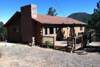 Image de Log Home avec chambre / studio - pour 10 personnes