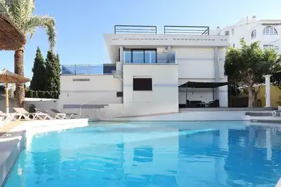 Image de Dream Villa In Albir R042