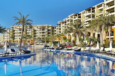 Image de 5 Star Resort Safe Swimmable Beach À Distance De Marina Great Restaurants