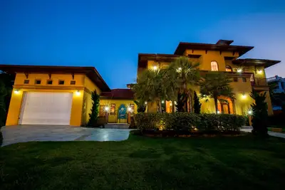 Image de Hua Hin Luxury House \/ Villa - Minutes de la plage et parcours de golf professionnel