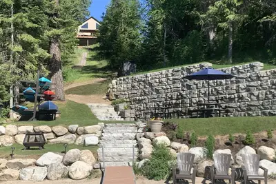 Image de Une beauté à couper le souffle, toute la saison, une occasion pour une escapade au bord du lac!