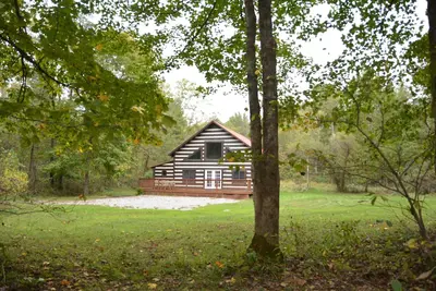 Détente Hocking Hills Log Cabin