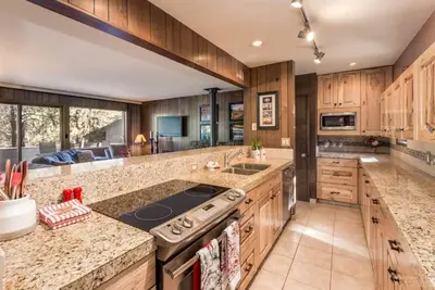 Image de Maison de vacances familiale confortable! Chemin à pied jusqu'au village et Shark - 8 passes!