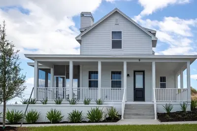 Superbe, tout nouveau chalet de 3 chambres / 2. 5 salles de bain sur le lac Alfred!