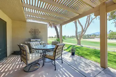 Image de Nouveau! Condo Palm Desert Resort avec vue sur le parcours de golf!
