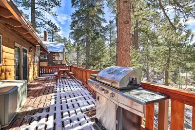 Image de Maison Fawnskin rustique avec barbecue Ă gaz - Marchez jusqu'au lac!