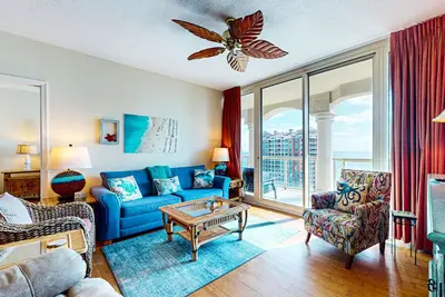 Image de Nouvelle Liste! Magnifique condo avec vue sur le golfe, bain à remous partagé, piscines et salle de gym
