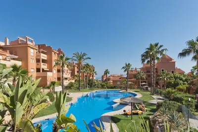 Image de Superbe appartement au rez-de-chaussée dans Tropical Gardens of Secure Complex
