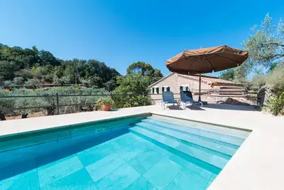 Villa À Fornalutx ENTOURÉE D'Oliviers Avec Piscine PRIVÉE, Ac Et Wi-Fi