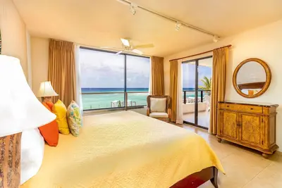Oceana Beach Condo - Duplex de 3 chambres au bord de la mer.