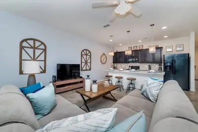 Image de Awesome 4bd home près de Disney (St396)