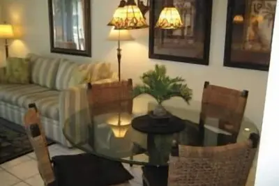 Image de Appartement Crescent Beach D-10 Four Winds