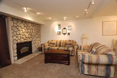 Image de Snowcreek Resort Vacation Rental #611