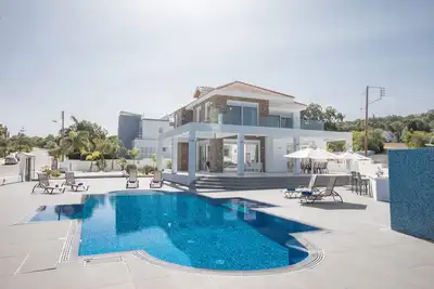 Image de Villa Kelis, Belle 5bdr Protaras Villa, à distance de marche de Fig Tree Bay