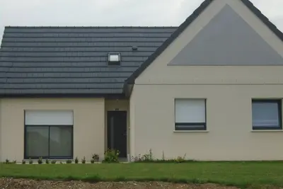 maison neuve près de Péronne et du circuit duc souvenir dans cadre champètre