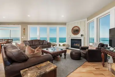 Image de Ocean Front Luxury Home