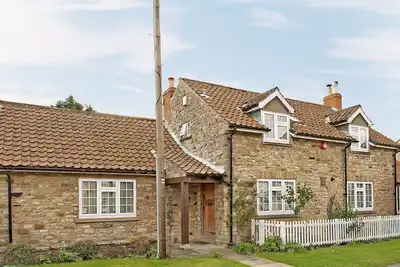 Image de 4 chambres à coucher à Thornton-Le-Dale, near Pickering