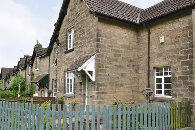 Image de 2 chambres à coucher à Rowsley, near Matlock
