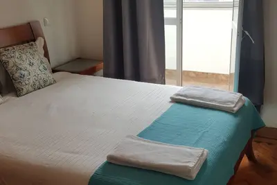 Cet appartement est pratique pour les touristes, les hommes d'affaires