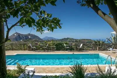 Image de Amore Rentals - Villa Amiela with Private Pool, Sea View, Garden, Terrace and Parking