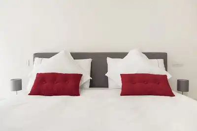 Image de Design & New Center Apartment - 2nd floor