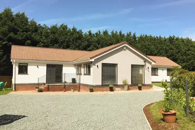 Image de 4 chambres hébergement à Henley in Arden