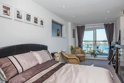 Image de 3 chambres Ă coucher Ă Oulton Broad, near Lowestoft