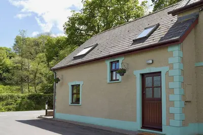 Image de 3 chambres à coucher à Llanddowror, near Laugharne